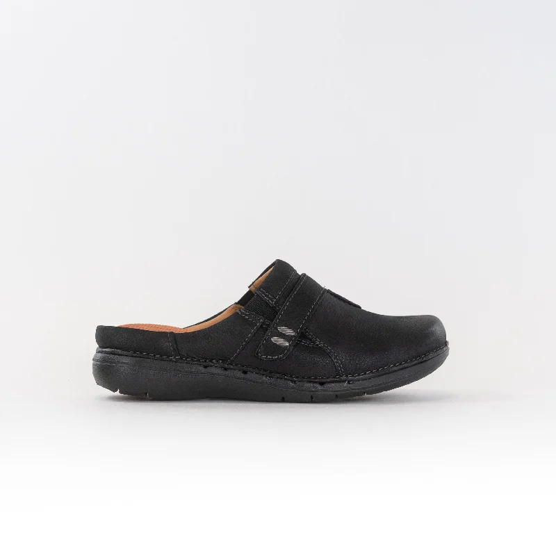 Clark's Un Loop Ease (Women's) - Black Leather