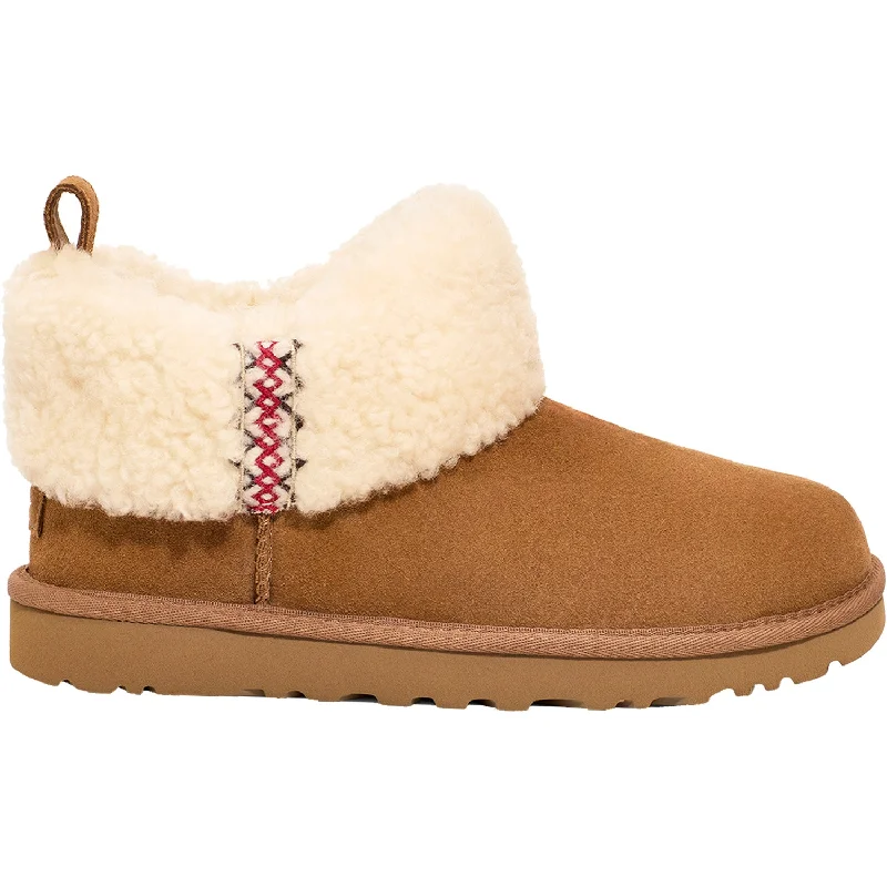 Booties with durable treadWomen's Ultra Mini Ugg Braid Chestnut Suede