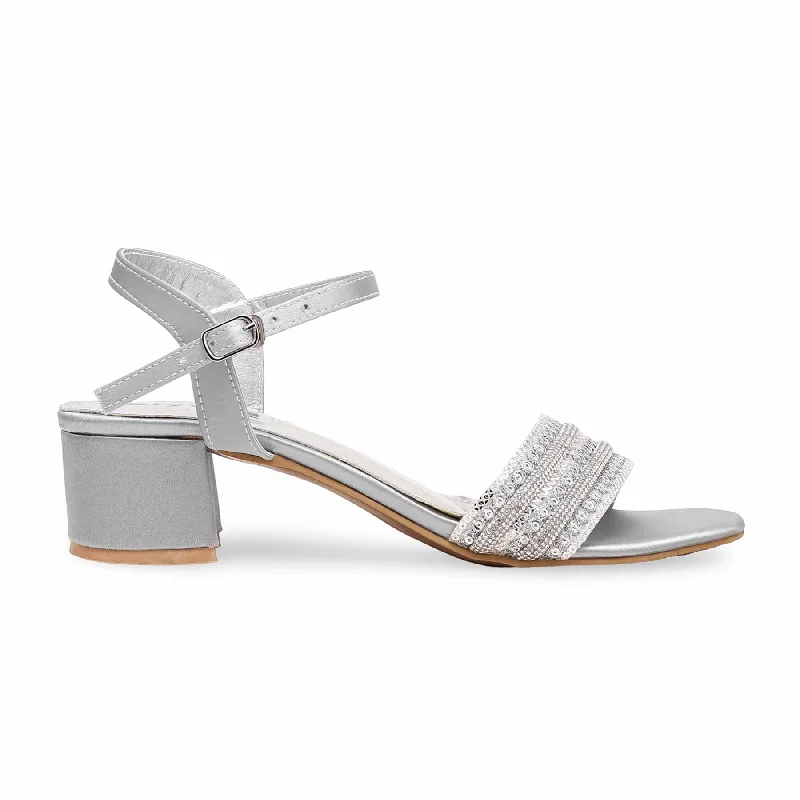 Sandals for beach vacations-Silver Fancy Sandal FN6013