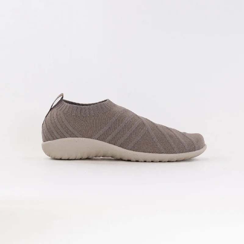 Naot Okahu (Women's) - Taupe