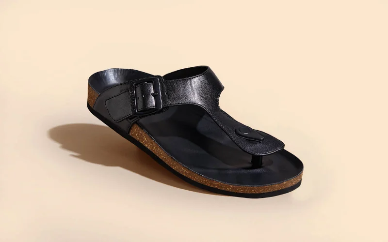 Sandals for casual heels-Cork Thong Sandals : Black