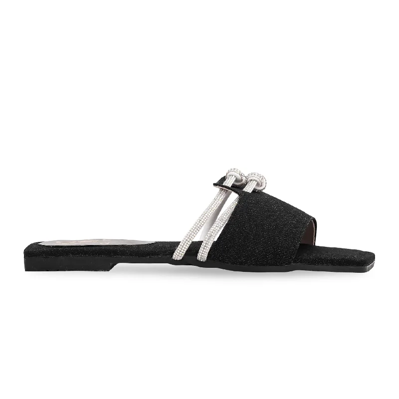 Slippers with plush solesBlack Casual Slipper CL1817