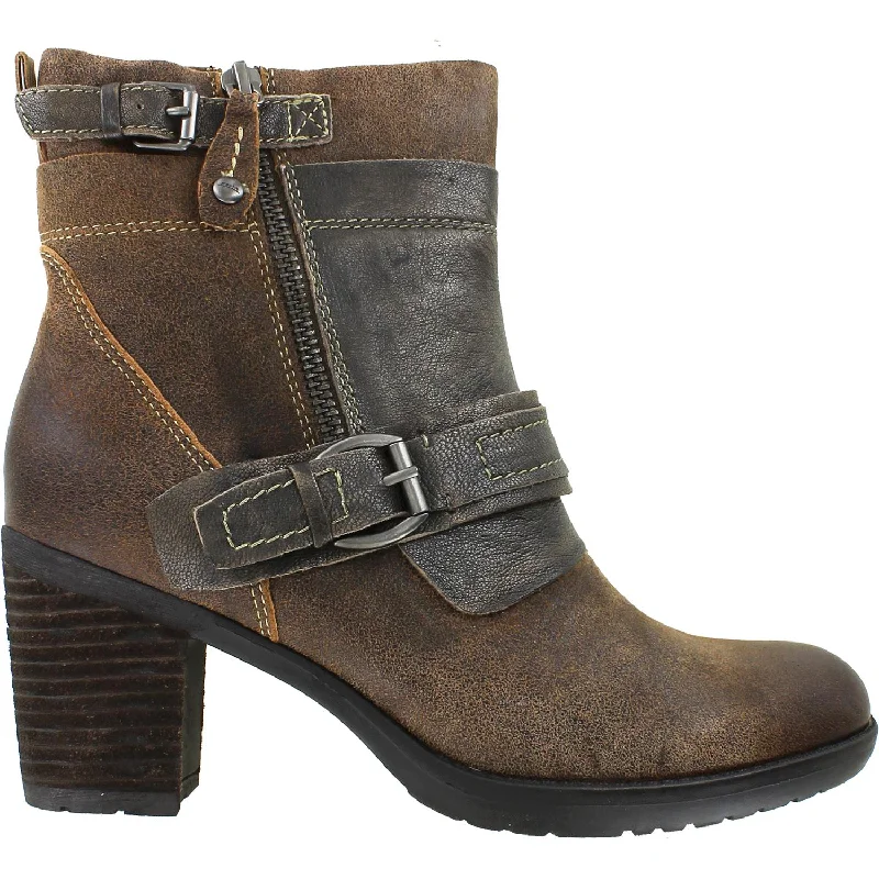 Booties with skid-resistant treadWomen's Earth Montana Sand Leather