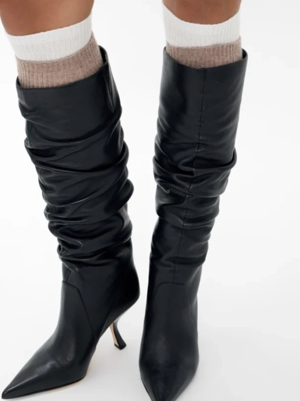 Sleek Black Long Boots – Perfect for Every Occasion